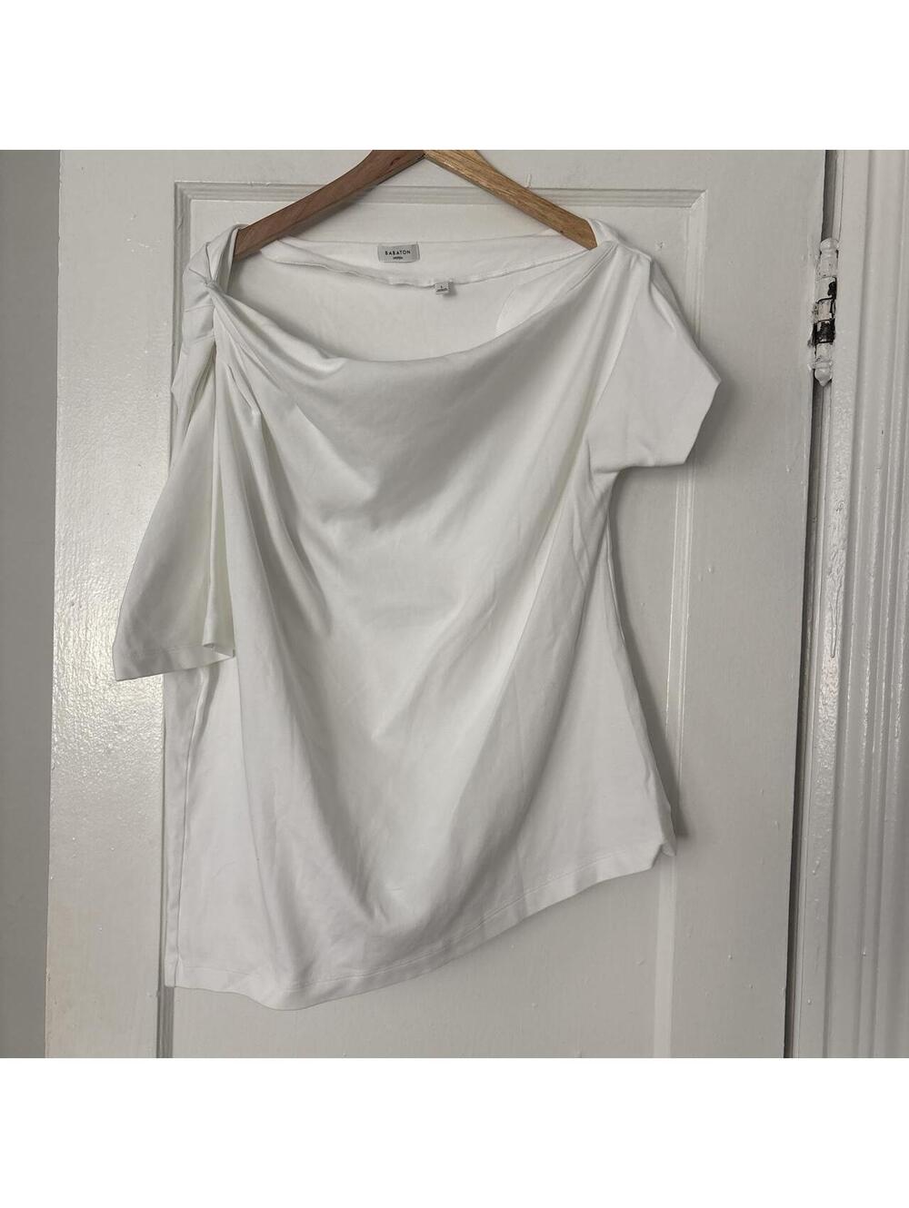 Aritzia Women's White Tshirt